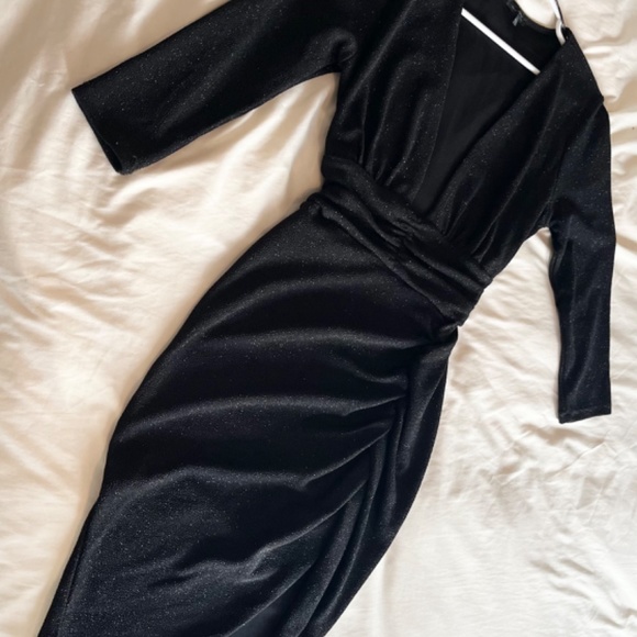 Black Latest Scoop Party Dress with shimmer finish - Picture 3 of 6